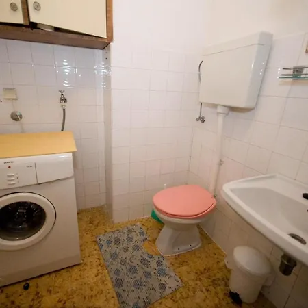 公寓 Neretvanka - Twin With Shared Bathroom